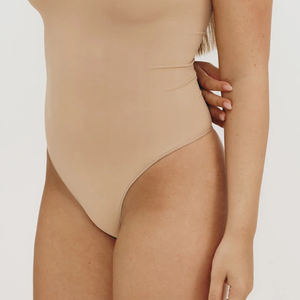 Body tendance pour femme avec logo personnalisé, coupe confortable, positionnement avant, vente chaude, idéal pour les maillots de bain très demandés pour femmes - Product Image 4