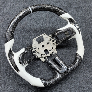Volante de Fibra de Carbono Real Forjado Blanco de Alta Gama Personalizado para <span class=keywords><strong>Ford</strong></span> <span class=keywords><strong>Mustang</strong></span> <span class=keywords><strong>GT</strong></span> <span class=keywords><strong>Shelby</strong></span> 15-23 - Product Image 4