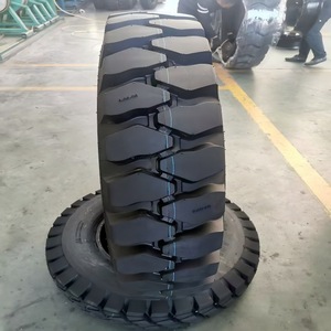 ยางรถขุดโกลด์รัช 9.00R20 ความหนาแน่นสูง สำหรับงานก่อสร้าง - Product Image 1