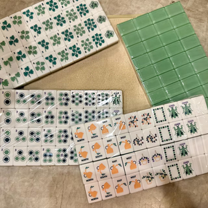 Juego de Mahjong Personalizado con Temática de <span class=keywords><strong>Mantis</strong></span> Rosa-Verde, Estilo Americano para Interiores. <span class=keywords><strong>Colores</strong></span> Brillantes, Duraderos y Lujosos, Juego Multicapa. - Product Image 4