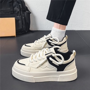 Chaussures en cuir épaisses et élégantes pour hommes, baskets tendance, chaussures décontractées à plateforme de haute qualité pour femmes, chaussures plates de skate pour jeunes - Product Image 1