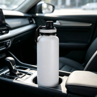 Bouteille d'eau de voyage isotherme en acier inoxydable avec couvercle à paille et poignée, compatible porte-gobelet de voiture, anti-fuite pour camping-car et road trip