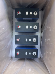 3.2V 314ah Lifepo4 Prismatische Batterij Cornex Cellen Zonne-Lithium Ion Batterij Grade Een 8000 Cycli - Product Image 3