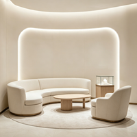 Vitrine de Luxe Incurvée Personnalisée pour Bijoux avec Éclairage LED – Solution Complète Tout-en-un pour l'Aménagement de Boutiques de Bijouterie en Centre Commercial