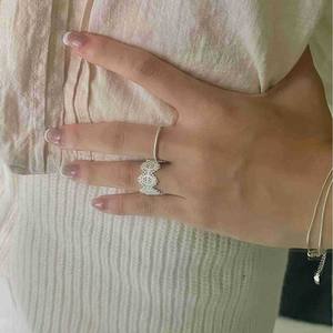 Bague en argent pur S925 Wenchi, style rétro exquis, motif floral ajouré, incrustée, design de niche féminin, luxe léger haut de gamme - Product Image 5