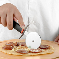 Logo personnalisé multi-fonction 9 pièces ensemble d'ustensiles de cuisine pour la cuisson des oeufs fouet ciseaux couteau éplucheur ensembles de gadgets