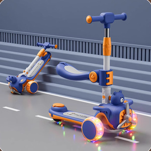 สกู๊ตเตอร์เด็กแบบพับได้พร้อมไฟ ปรับความสูงได้ สำหรับเด็กอายุ 3-6 ปี ดีไซน์รูปเครื่องบิน - Product Image 1