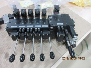 Control Direccional Hidráulico PSV51/250-3 - Product Image 1