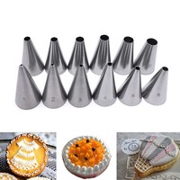 Ensemble de douilles à pâtisserie en acier inoxydable de haute qualité pour la décoration professionnelle des gâteaux et la création de garnitures créatives pour desserts