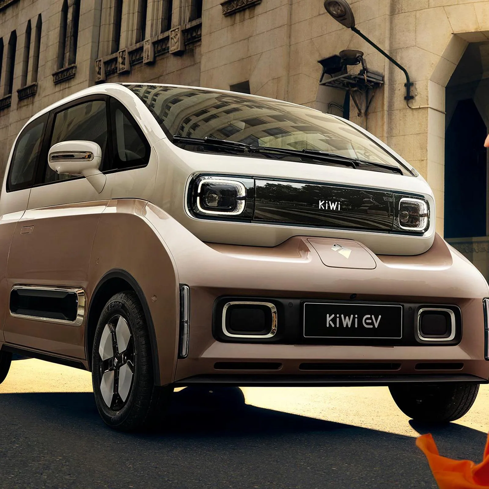 Wagon KiWi EV 2023 tech-hot car in stock new energy electric vehicle mini high speed pure electric