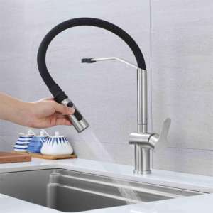 Robinet de cuisine moderne chromé de luxe avec eau chaude/froide, à poser sur comptoir, avec douchette extractible et design flexible pour hôtels - Product Image 2