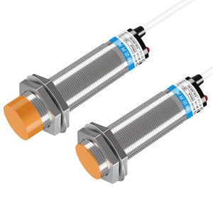 LJ18A3-8-Z/BX สวิตช์ตรวจจับระยะใกล้แบบเหนี่ยวนำ NPN DC เซ็นเซอร์กันน้ำแบบสามสาย เปลือกทองเหลืองชุบนิกเกิล - Product Image 1