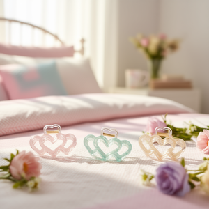 Pince à cheveux Angelina Three Heart Claw Clip 9 cm, accessoire pour femmes et filles, style doux, haute qualité, usage quotidien - Product Image 2