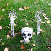 Ensemble de décoration réaliste Halloween Ghost Festival Squelette au sol et ornement de corps humain en plastique brillant Fournitures de fête