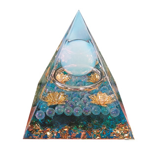 Pyramide en résine époxy avec galets de cristal, ornement de bureau, décoration d'aquarium, verre bleu avec lumières, cadeau - Product Image 5