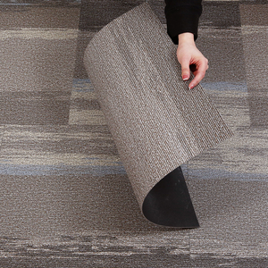 Tapis carrés Carreaux de moquette modulaire Prix Commercial Nylon/<span class=keywords><strong>bitume</strong></span> Support de bureau Personnalisé Nylon moderne - Product Image 3