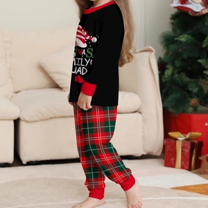 Conjuntos de pijamas navideños a juego para la familia, con estampado de letras, diseño de gnomos, a cuadros rojo y negro, camiseta de manga larga y pantalones, ropa de dormir, venta al por mayor, personalizado - Product Image 5