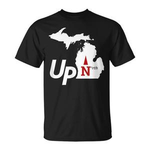 T-Shirt Promozionale con Design per Chi è Nativo del Michigan, Appassionato del Michigan, del Nord dello Stato - Product Image 1