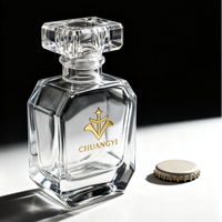 Vente en gros de flacons de parfum en verre carrés de luxe personnalisés, uniques et conçus sur mesure, avec vaporisateur à pompe, 30 ml, 50 ml, 100 ml, avec boîtes