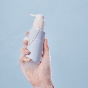 Gel Limpiador Facial Glutanex Therapy con AHA/BHA/LHA, Tratamiento para el Acné, Reduce Poros, Ilumina, Limpieza Profunda, Exfoliante para Adultos - Product Image 2