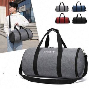 Muestra gratuita de bolsas de fitness impermeables de gran capacidad personalizadas para hombres, bolsas deportivas, bolsas de ocio, bolsas de negocios, ligeras. - Product Image 2