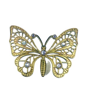 Gancho de pared con forma de mariposa, de hierro fundido, para colgar abrigos, montado en la pared detrás de las puertas. - Product Image 2