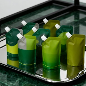 Emballage cosmétique en plastique écologique rechargeable, pochette souple noire givrée avec bec verseur pour shampoing, parfum, lotion, liquide - Product Image 5