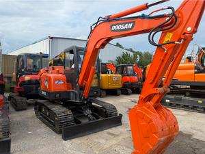 Mini-excavatrice Doosan DH55 d'occasion, 95% neuve, EPA CE, faible nombre d'heures de fonctionnement, système hydraulique d'origine - Product Image 1