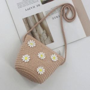 Mode française sacs à main fleur <span class=keywords><strong>sac</strong></span> à main pour femme paille coquille <span class=keywords><strong>sac</strong></span> à main Design moderne sacs dames filles Unique <span class=keywords><strong>sac</strong></span> en <span class=keywords><strong>fibre</strong></span> <span class=keywords><strong>de</strong></span> <span class=keywords><strong>coco</strong></span> - Product Image 2