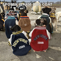 Manteau Épais pour Chien Style Sportif Automne Hiver en Polyester Chaud à Motif Lettres, Vêtement à Deux Pattes