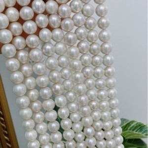 Collar Clásico Informal de Perlas Blancas de Agua Dulce con Cadena de Clavícula Estrellada, Natural y Acabado - Product Image 4