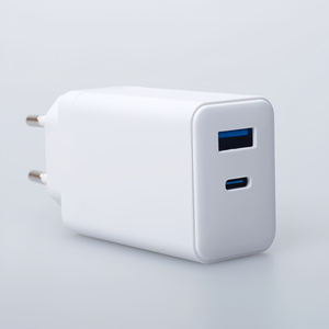 <span class=keywords><strong>Chargeur</strong></span> USB C, <span class=keywords><strong>Chargeur</strong></span> Super <span class=keywords><strong>Rapide</strong></span> 2 Ports 45W Type C, <span class=keywords><strong>Bloc</strong></span> <span class=keywords><strong>Chargeur</strong></span> Mural PD PPS USB C par GaN Tech Fast Foldable Wall Charger - Product Image 4