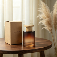 Bouteille diffuseur de parfum en verre ambré mat givré de luxe avec bouchon en bois, cylindre vide pour huiles essentielles et arômes, 50-180 ml
