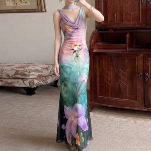 เดรสยาวทรงเข้ารูปพิมพ์ลายดอกไม้จีนสไตล์วินเทจ คอวีผูกโบว์  สำหรับวันพักผ่อน - Product Image 2