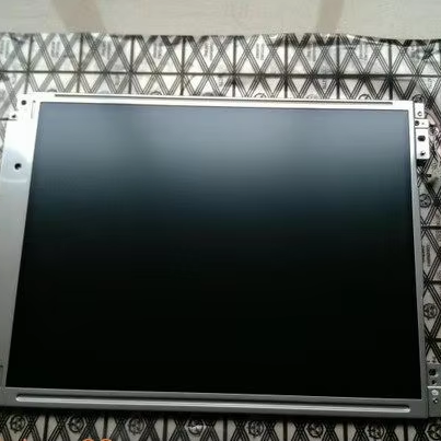Original 10.4-inch LCD Screen LP104V2 Series (LP104V2-B1/LP104V2-W) Touch Option Available Made in China