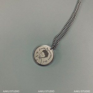 Aaku Little Prince Ins collana pendente per uomo donna Cool stile Hip-Hop Link acciaio titanio Versatile accessorio a forma di cartone animato - Product Image 2
