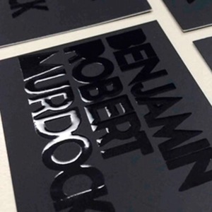 Cartes de membre VIP personnalisées avec estampage à chaud 3D en PVC pour clubs haut de gamme, hôtels et commerces de luxe - Product Image 5