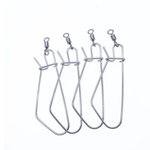 Clip para pescar de acero inoxidable con gancho giratorio para cebo vivo, suministros de pesca, paquete de uno - Product Image 1
