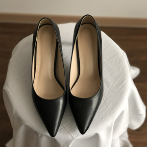 Nouvelles Escarpins Printemps Style Européen-Américain Nude à Talons Aiguilles et Bout Pointu, Chaussures de Travail Professionnelles Blanches Tendance pour Femmes - Product Image 4