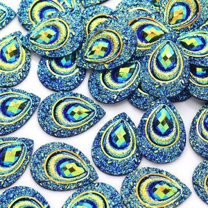 Cabujón de resina con forma de cola de pavo real y ojo de pavo real, de base plana y forma de lágrima, para fabricación de joyas DIY y vestidos de novia - Product Image 5