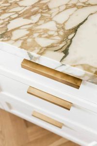 Dalle de <span class=keywords><strong>pierre</strong></span> naturelle marbrée Fish Belly Gold pour mur de fond, table Lazy Susan, comptoir de cuisine et salon - Product Image 5