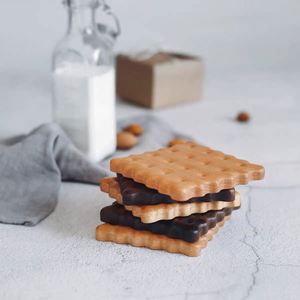 Wholesale Classic Wooden <b>Coffee</b> Cup Holder Heat Insulation Pad with Walnut Coaster for Home Use - Product Image 4