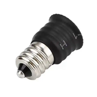 Vente chaude LED Halogène CFL Noir Blanc Ampoule À L'intérieur E14 Led Base De Lampe Convertie en E12 Base Conversion Adaptateur De Support De Lampe