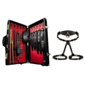 Set de Regalo de Cuero para Bondage SM, Collar Impermeable para Parejas, Correa, Esposas para Manos y Pies, Separador de Piernas, Cuero Genuino, PU de Alta Calidad - Product Image 1