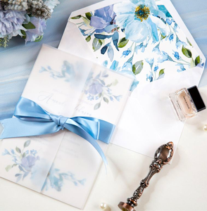 Carte d'invitation de <span class=keywords><strong>mariage</strong></span> à couverture rigide à fleurs bleues françaises élégantes sur mesure avec enveloppe de vestes en vélin invitation de <span class=keywords><strong>mariage</strong></span> moderne de luxe - Product Image 3