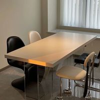 Acryl-Tischplatte Rechteckiger Esstisch Esszimmermöbel Modernes Minimalistisches Design Holzbeine 4-Sitzer für Zuhause und Kleine Räume