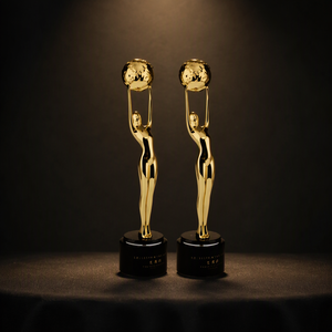 Trophée de football de haute qualité, modèle <span class=keywords><strong>Pivert</strong></span>, statue Earth Award, trophée personnalisé en métal, trophée Statue d'Or - Product Image 2