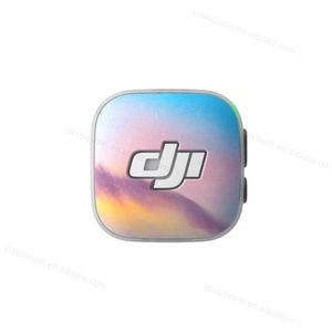 อุปกรณ์เสริม <span class=keywords><strong>DJI</strong></span> MIC <span class=keywords><strong>MINI</strong></span> 2S <span class=keywords><strong>รีวิว</strong></span>: ชุดเวลาที่มีหน้าแม่เหล็กสำหรับการปรับแต่งไมโครโฟนไร้สาย - Product Image 2