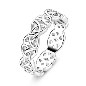 <span class=keywords><strong>Anillo</strong></span> <span class=keywords><strong>de</strong></span> Eternidad Triangular Knot Timeless <span class=keywords><strong>de</strong></span> <span class=keywords><strong>Plata</strong></span> 925 con Circonita para Boda, para Hombre y Mujer Diseño hueco único con un toque subtil - Product Image 5