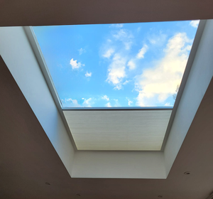 UK EU Solaire/Réseau/Batterie Puissance Lucarne Stores Blackout Lumière Filtrage Isolation Thermique Store Toit Lanternes Pare-soleil - Product Image 1